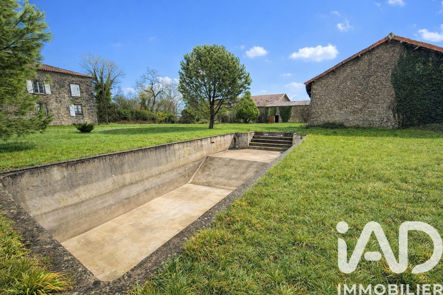 Maison à vendre, 177m², Verdille