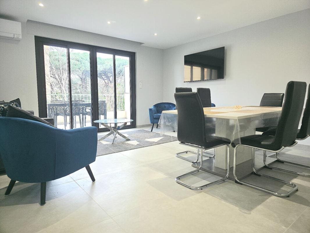 Appartement à vendre, 70m², Cavalaire-sur-Mer