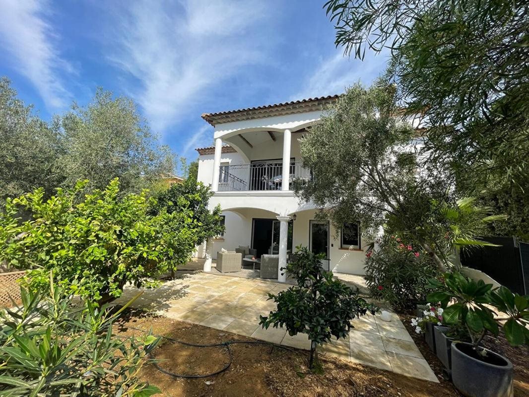 Maison à vendre, 184m², Cavalaire-sur-Mer