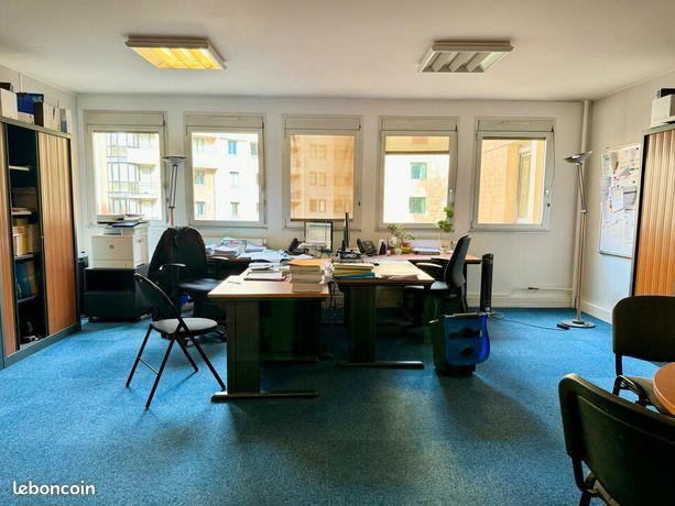 Maison à louer, 1441m², Paris 10ème