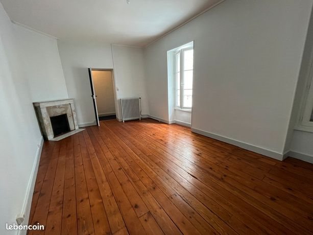 Maison à louer, 175m², Saint-Jean-d'Angély