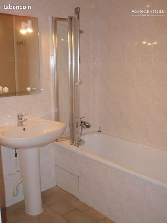 Appartement à louer, 63m², Simiane-Collongue