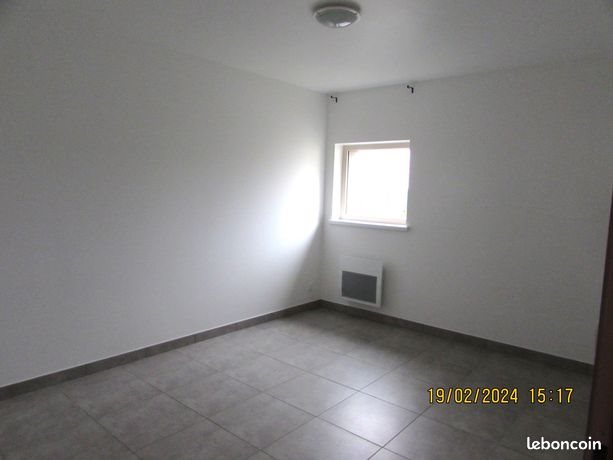 Maison à louer, 82m², Papleux