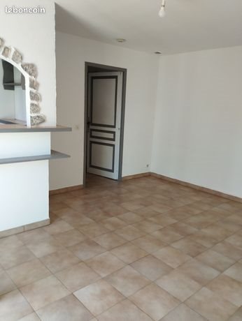 Maison à louer, 38m², Pertuis