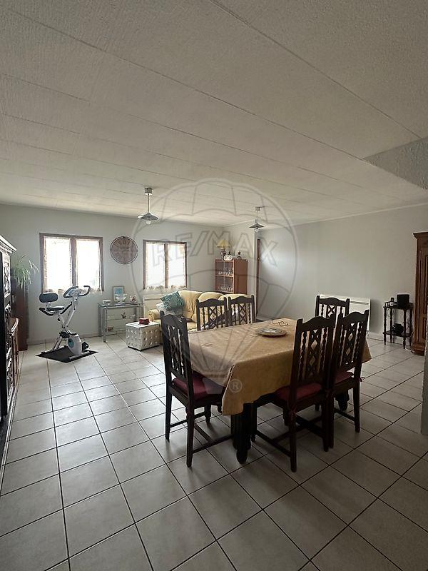 Maison à vendre, 205m², Mervans