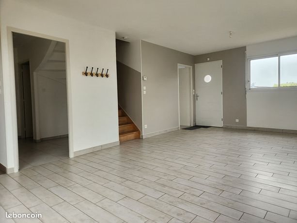 Maison à louer, 95m², Lannilis