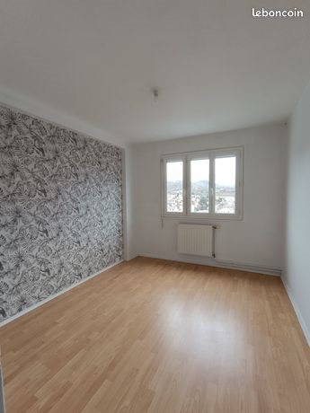 Appartement à louer, 83m², Romagnat