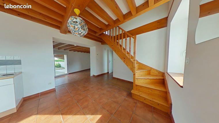 Maison à louer, 94m², Saint-Marcellin-en-Forez