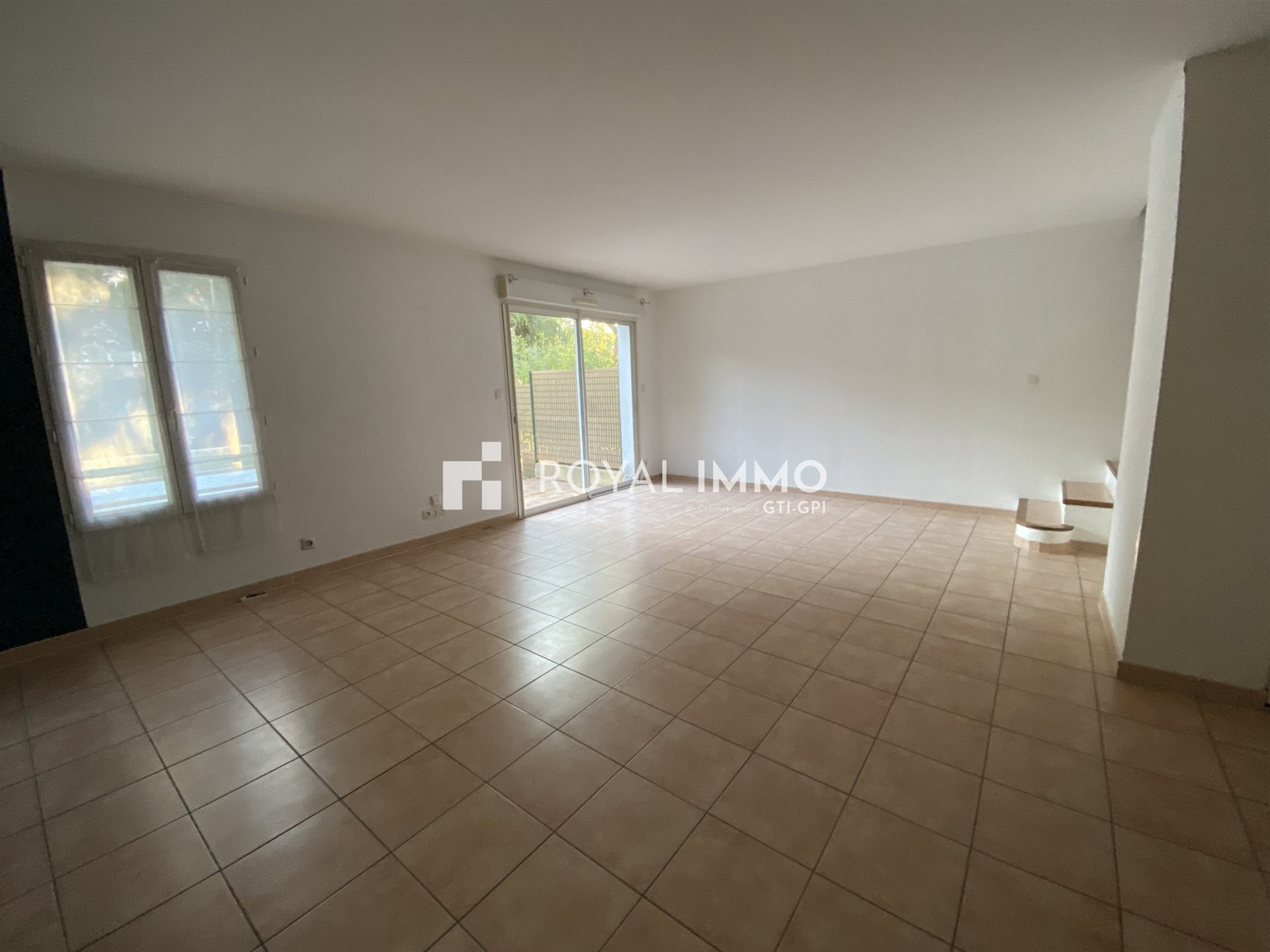 Maison à louer, 107m², Le Beausset
