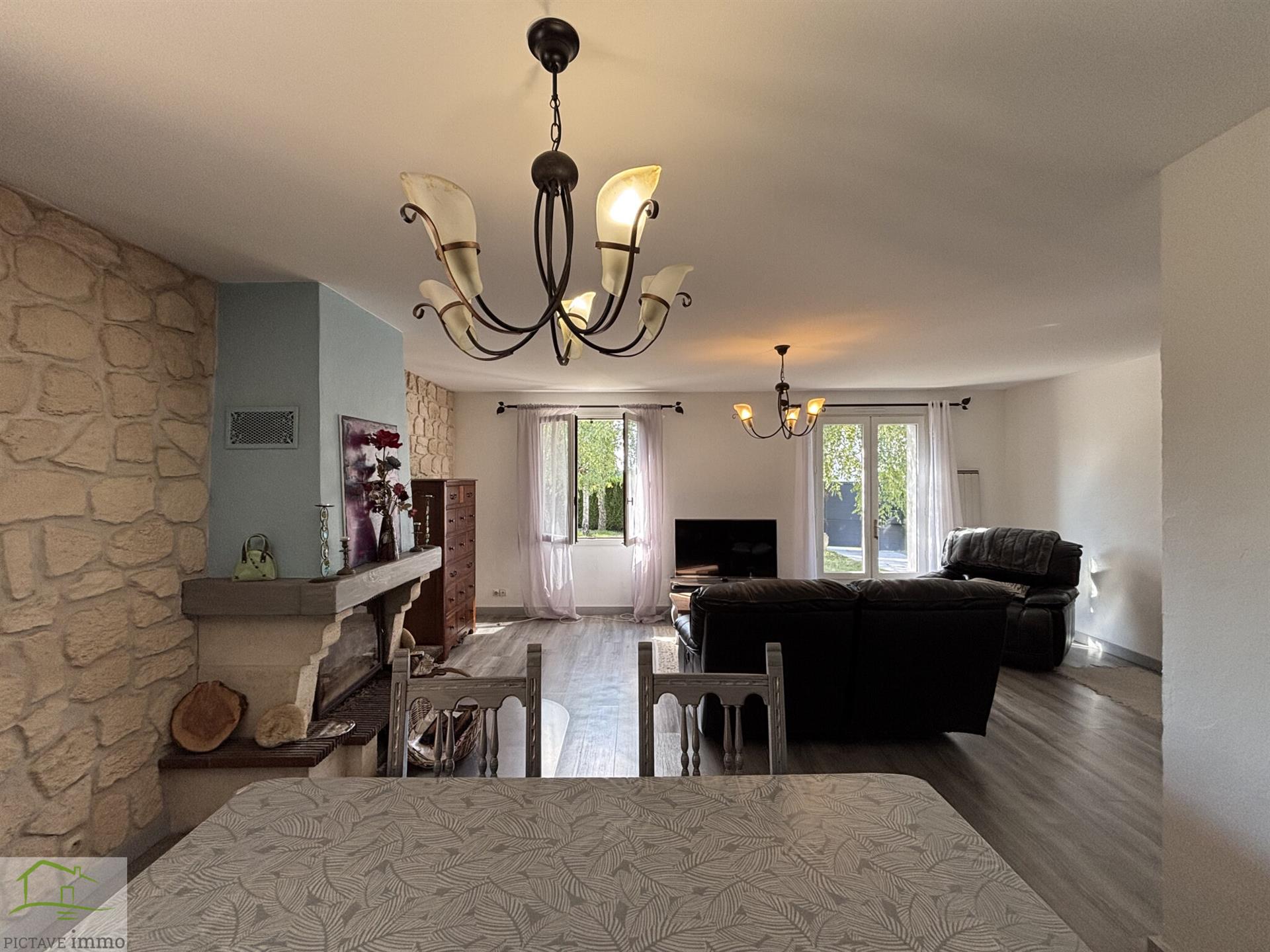 Maison à louer, 100m², Lusignan