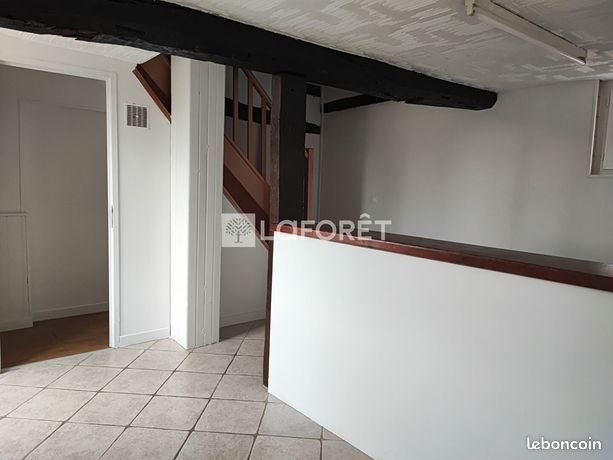 Maison à louer, 75m², Bulles