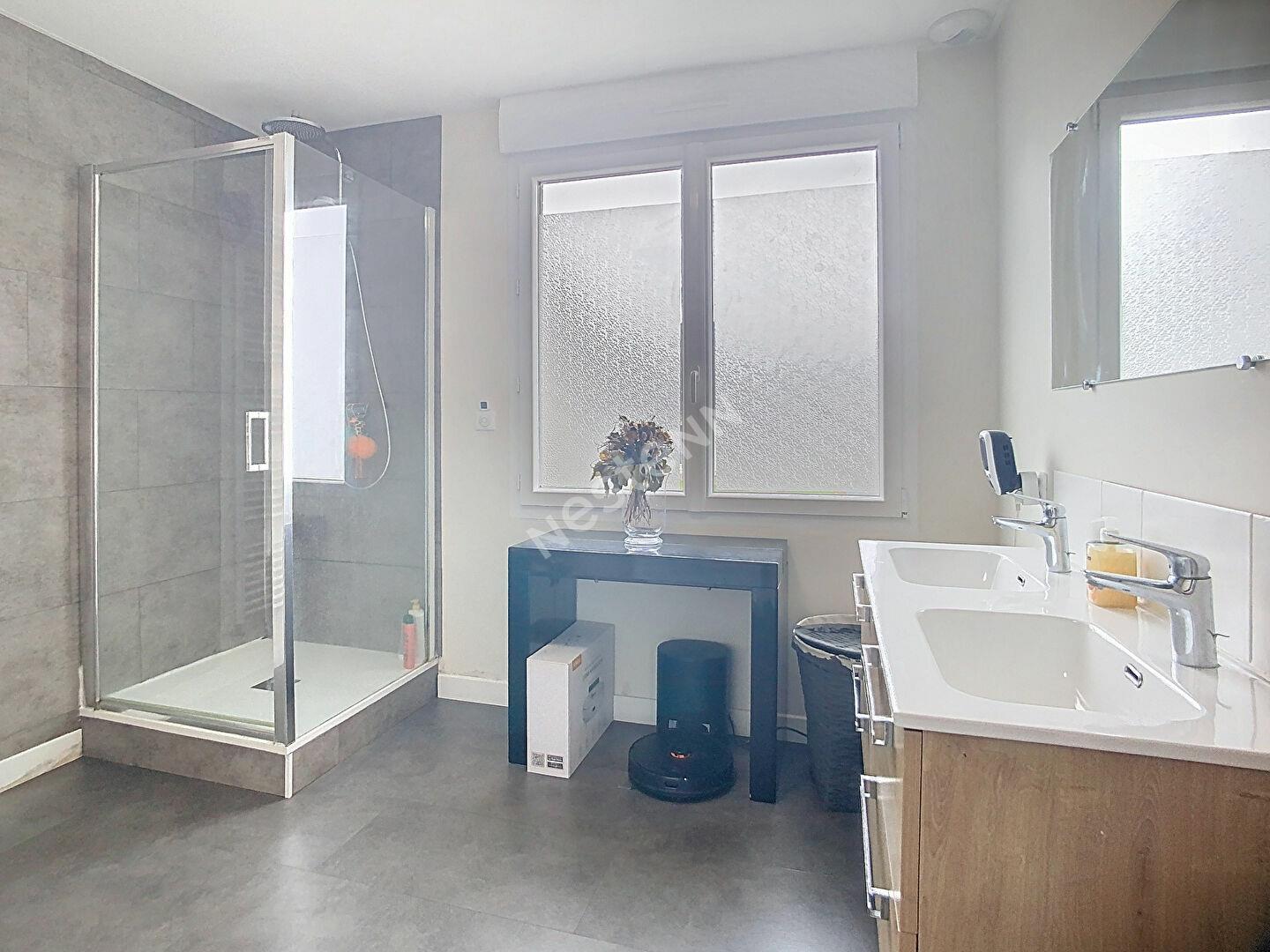 Maison à louer, 105m², Briec