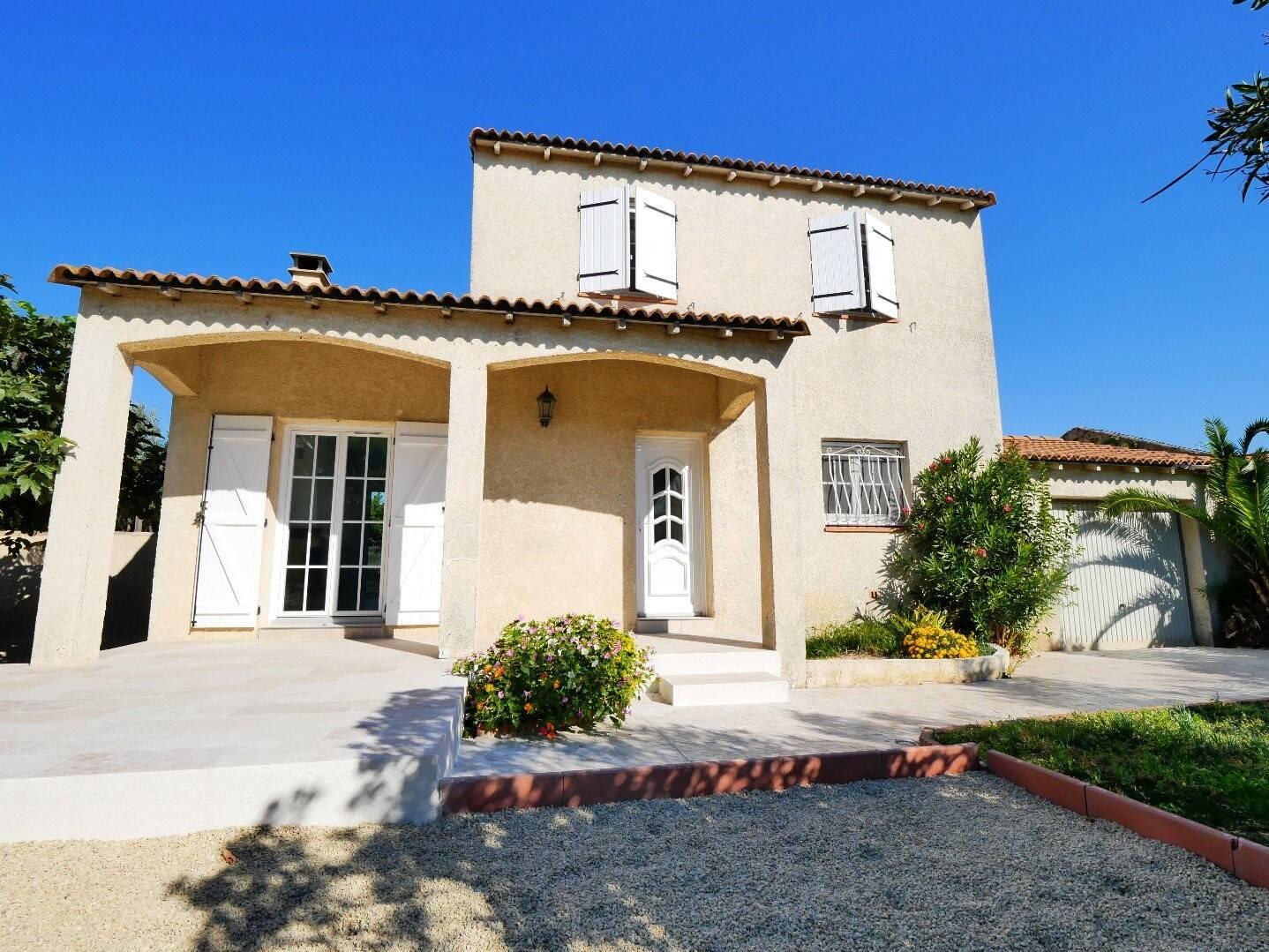 Maison à louer, 91m², Aimargues