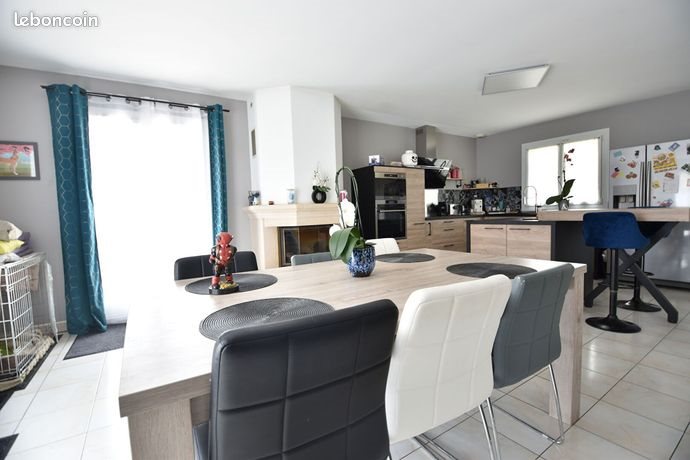 Maison à louer, 119m², Porcheville