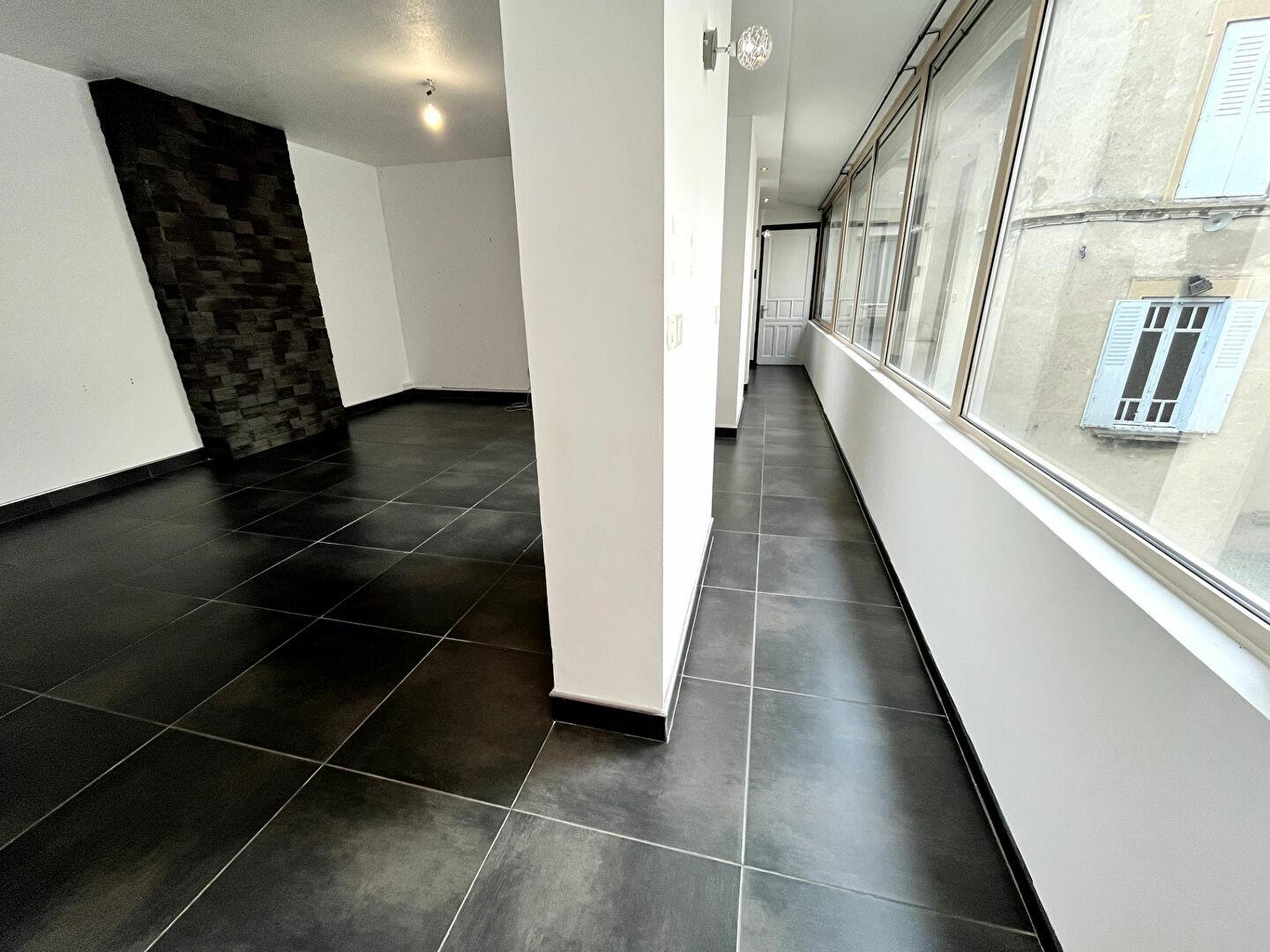 Maison à louer, 159m², Chazelles-sur-Lyon