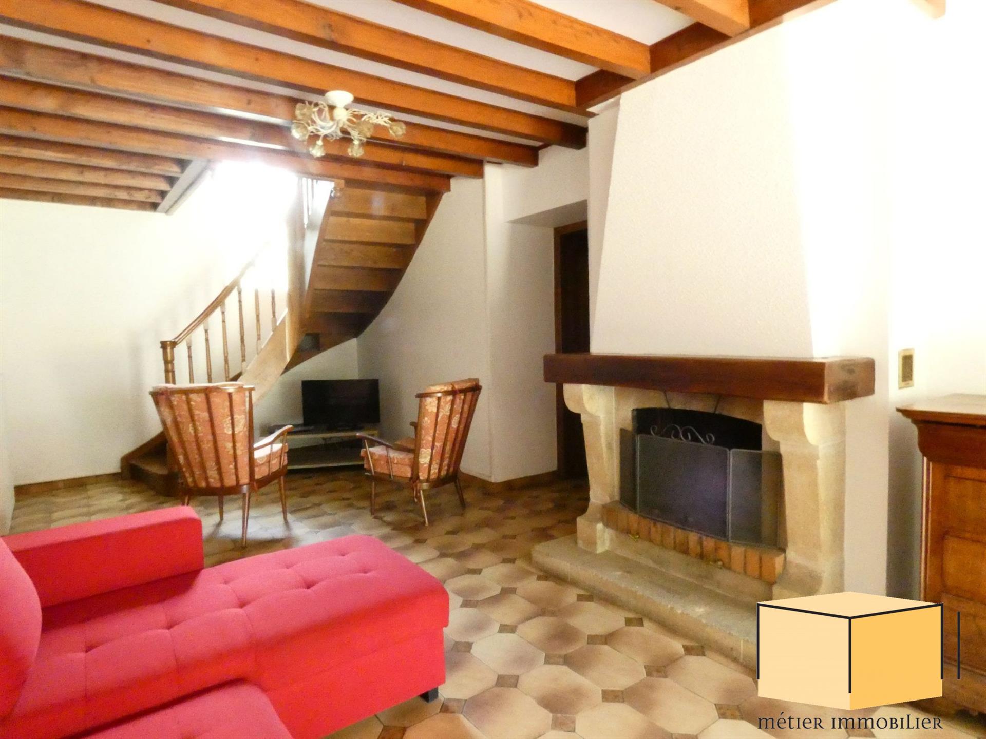 Maison à louer, 199m², Magnieu