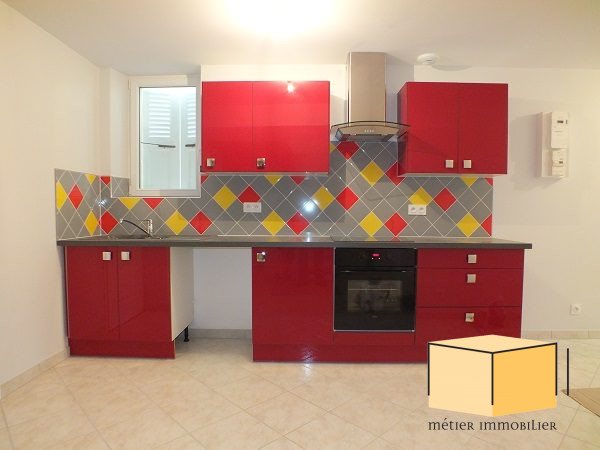 Maison à louer, 88m², Belley