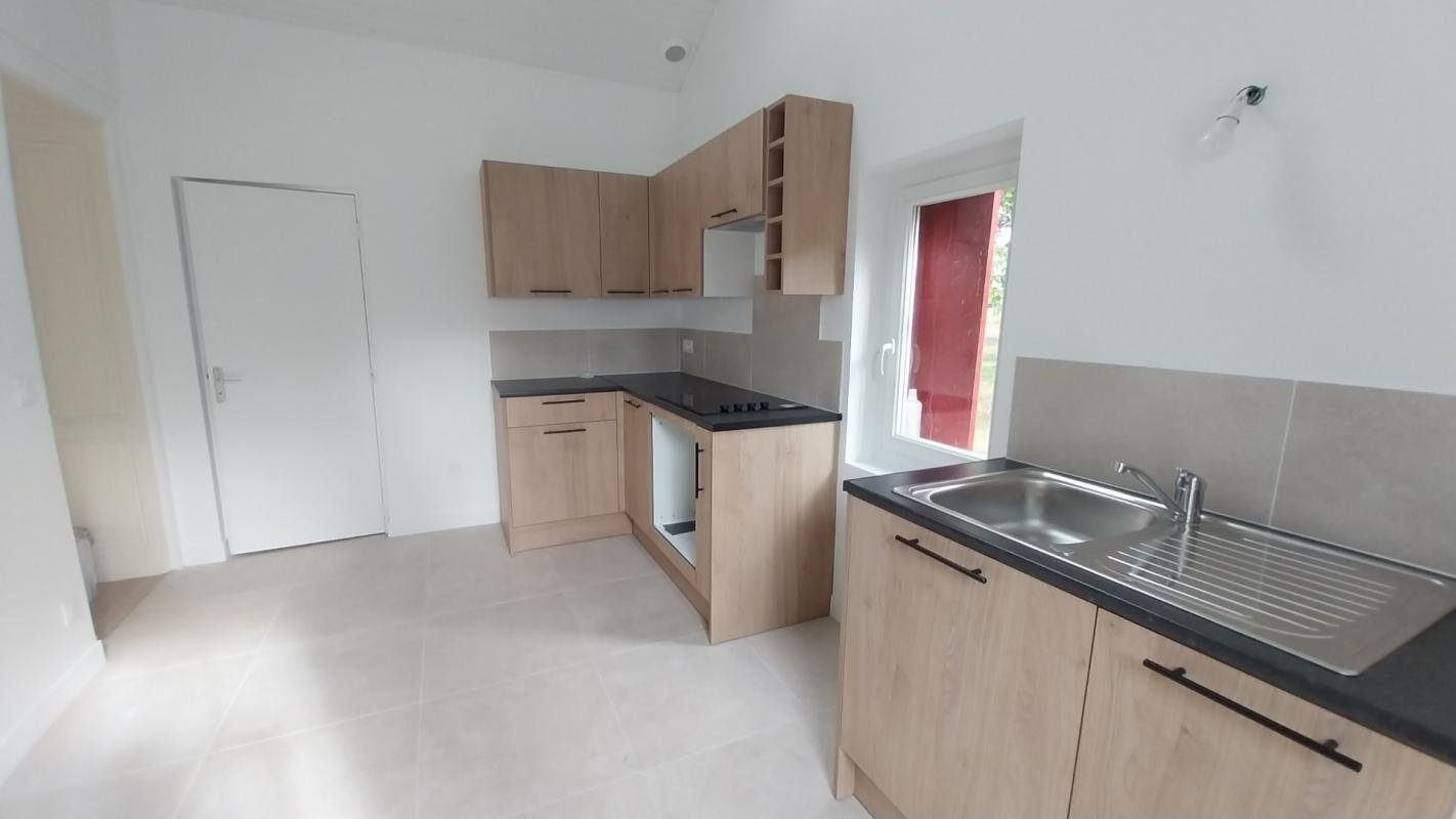 Maison à louer, 85m², Hostens