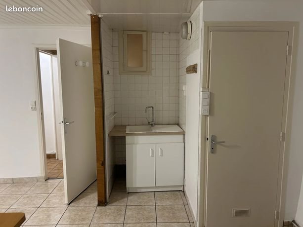 Maison à louer, 62m², Ardes