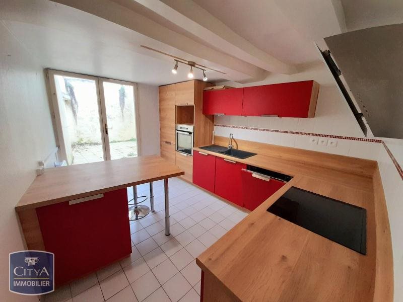 Maison à louer, 66m², Chinon