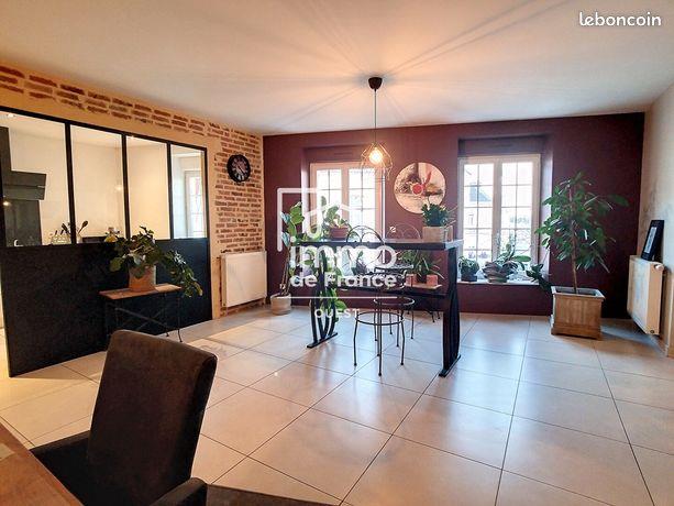 Appartement à vendre, 640m², Evron