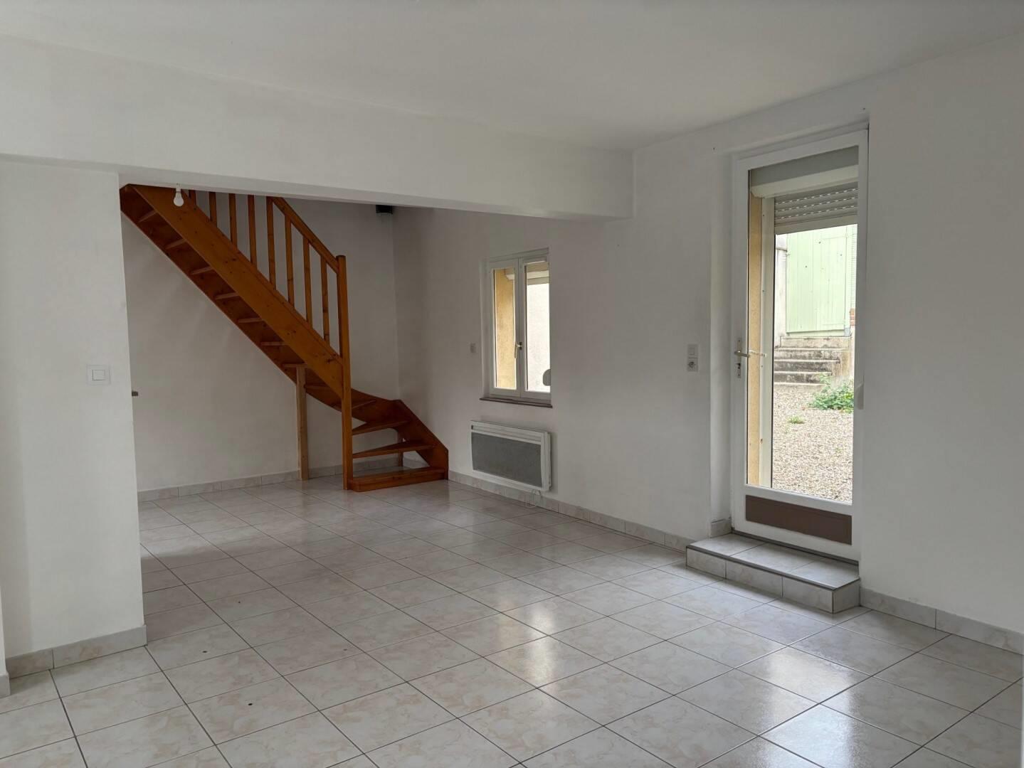 Maison à louer, 60m², Oisemont