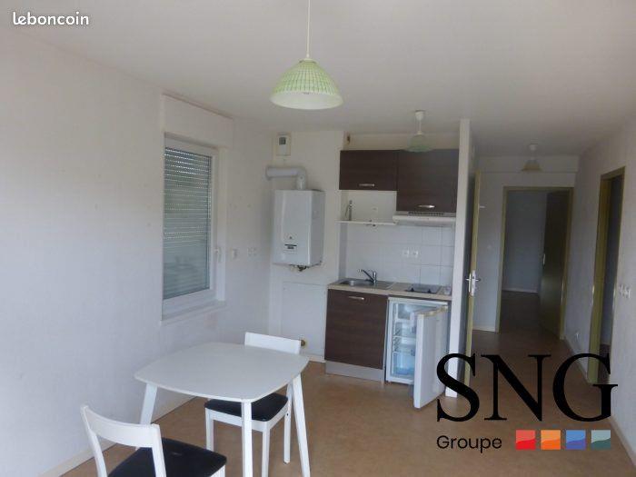 Appartement à louer, 40m², Le Châtelet