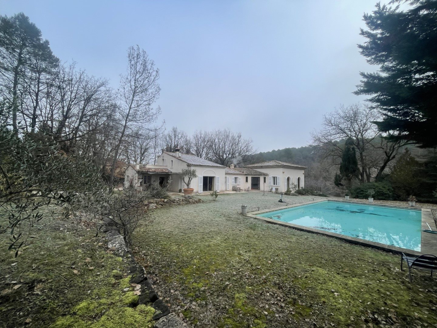 Maison à louer, 236m², Peynier