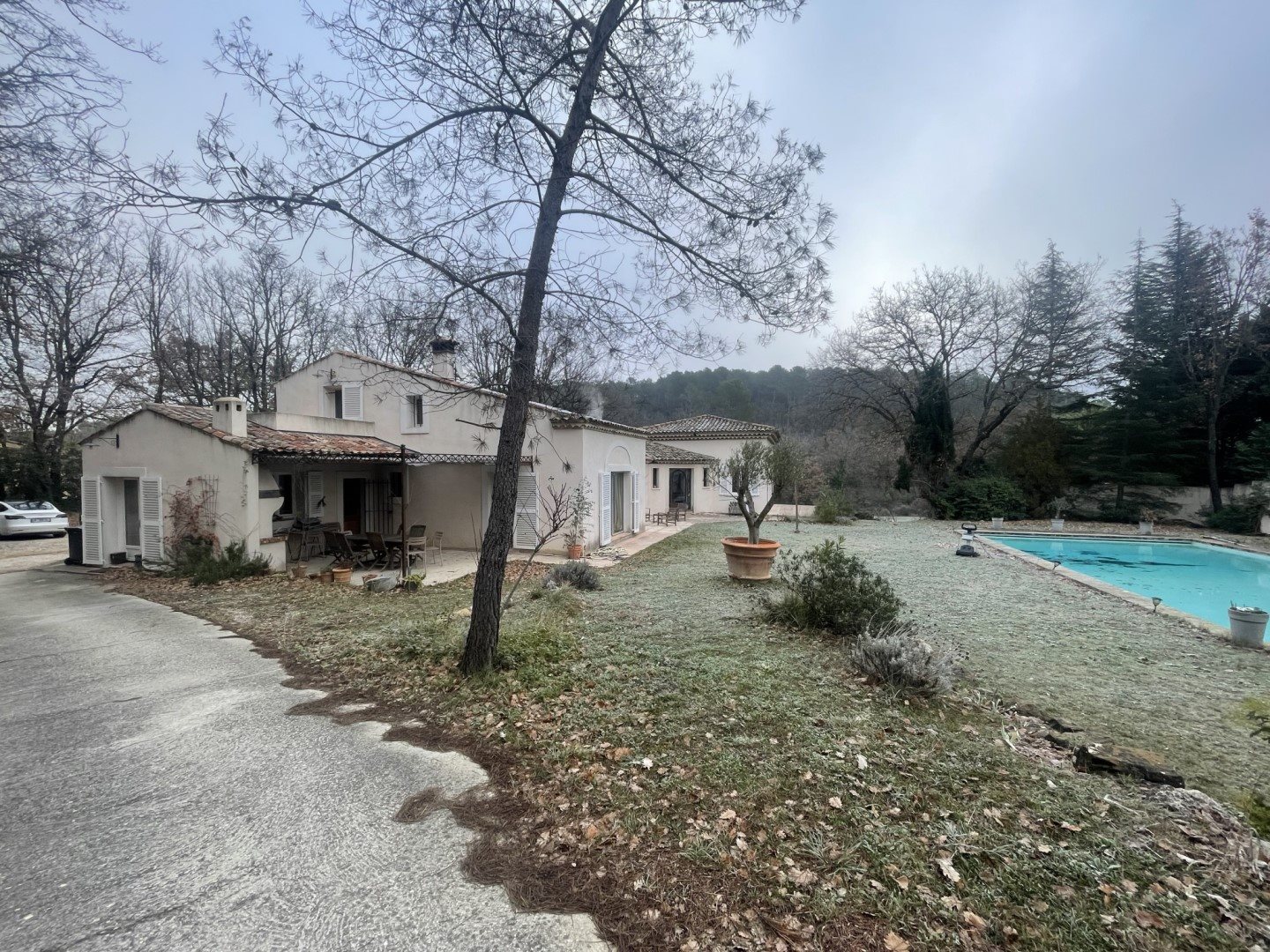 Maison à louer, 236m², Peynier