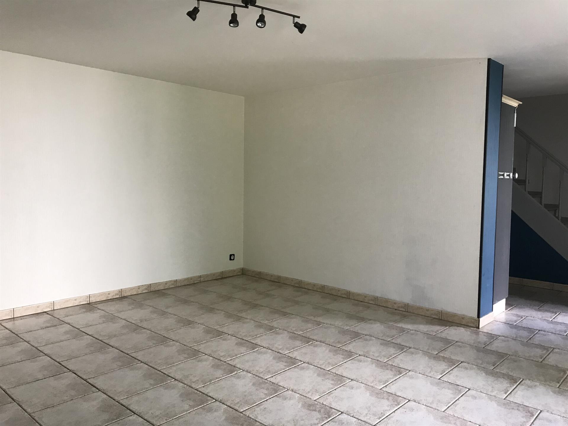 Maison à louer, 75m², Beine-Nauroy