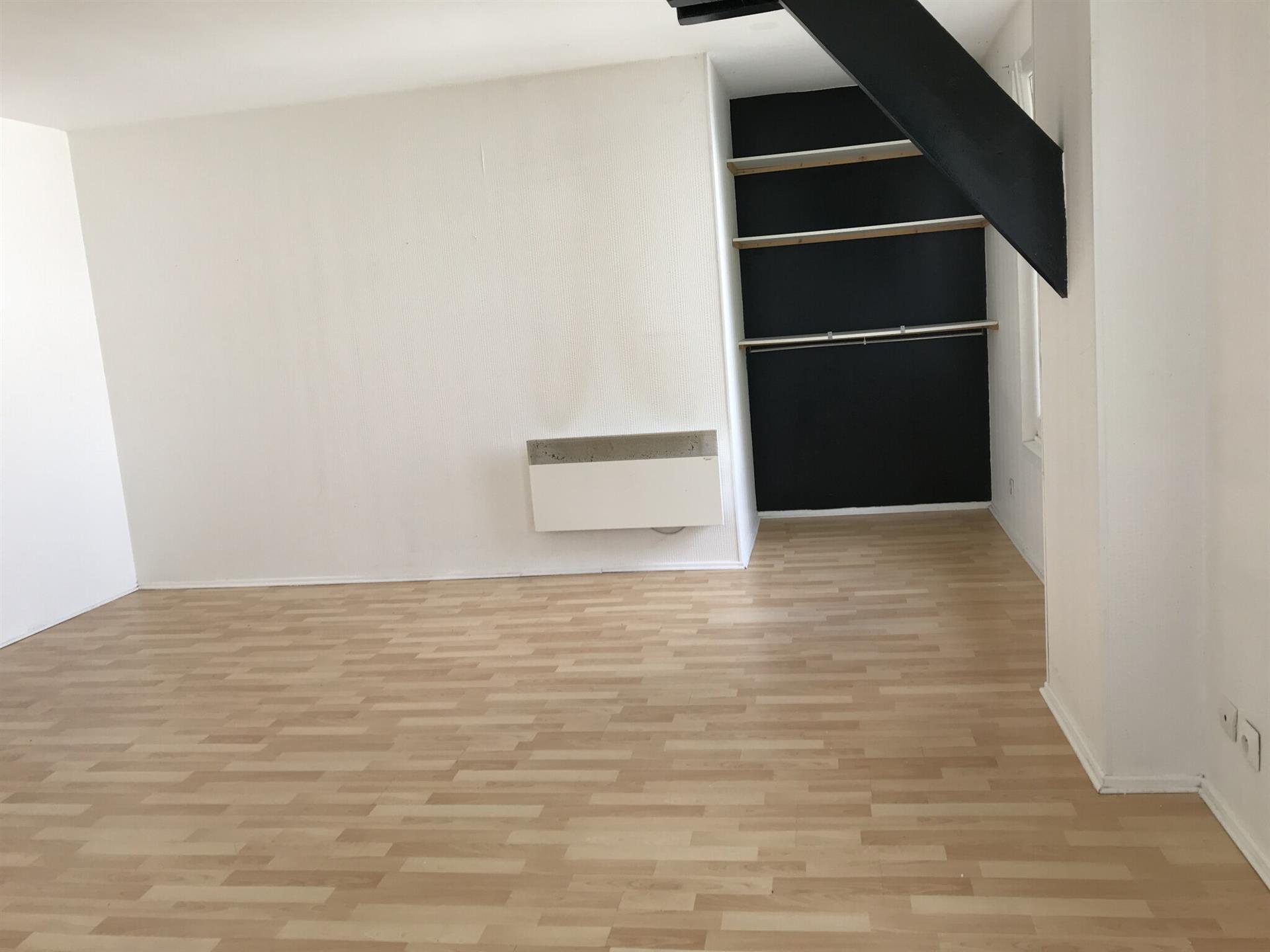 Maison à louer, 75m², Beine-Nauroy