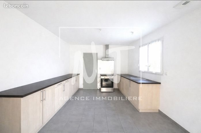 Maison à louer, 106m², La Meignanne