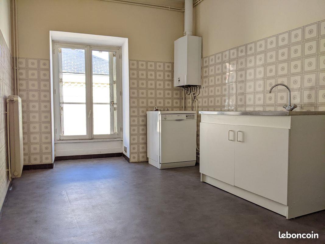 Maison à louer, 85m², Issoudun