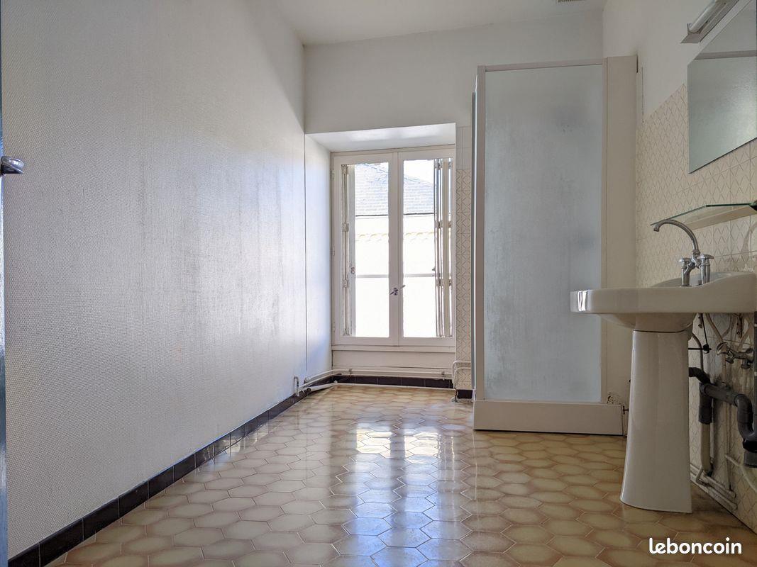 Maison à louer, 85m², Issoudun