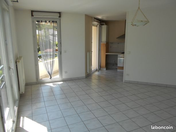 Appartement à louer, 70m², Vif