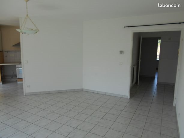 Appartement à louer, 70m², Vif