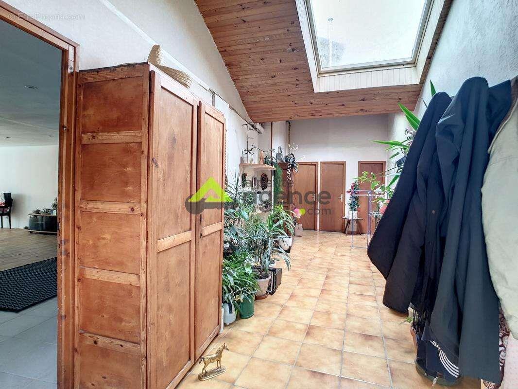 Appartement à vendre, 294m², Bourganeuf