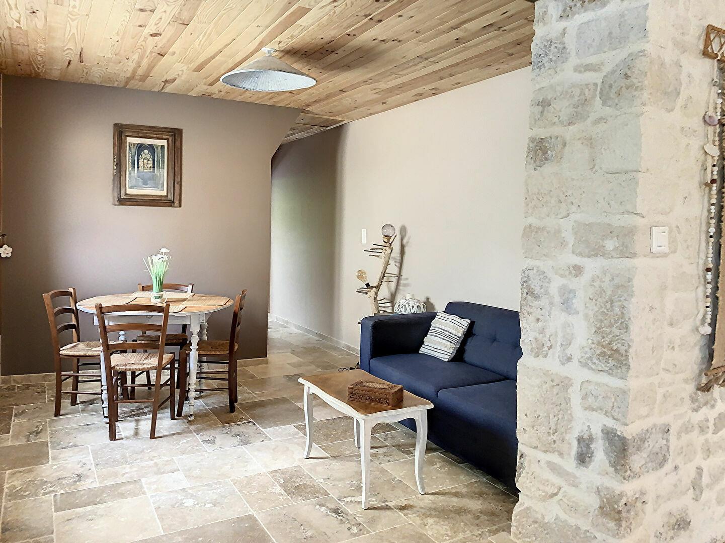 Maison à louer, 52m², Saint-Pierre-le-Vieux