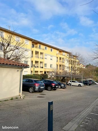 Appartement à louer, 42m², Grigny