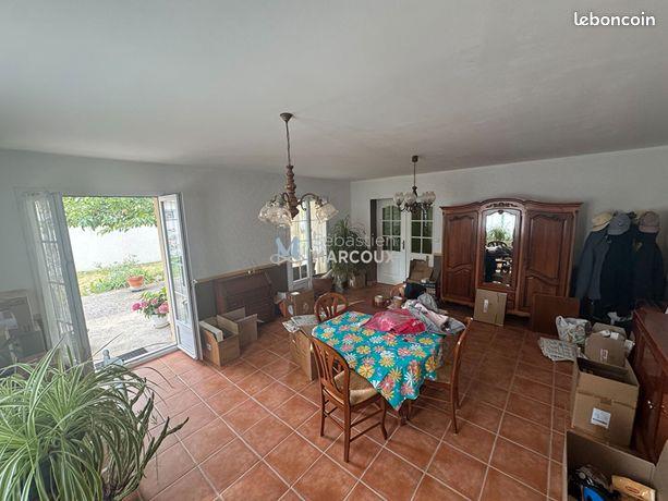 Maison à louer, 145m², L'Hôpital-le-Grand