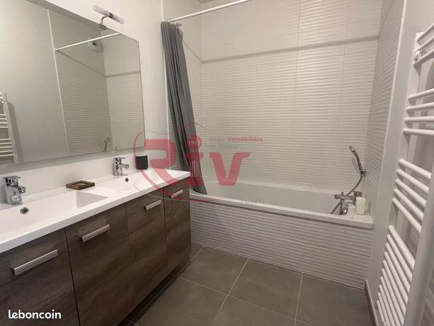 Appartement à louer, 91m², Les Roches-de-Condrieu