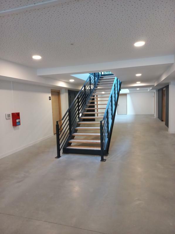 Maison à louer, 410m², Andrézieux-Bouthéon