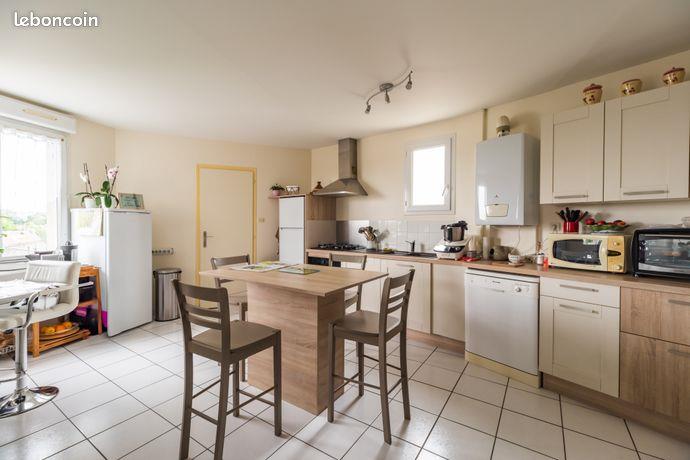 Appartement à vendre, 92m², Ploumagoar