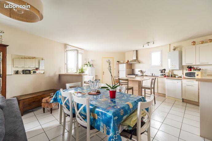 Appartement à vendre, 92m², Ploumagoar