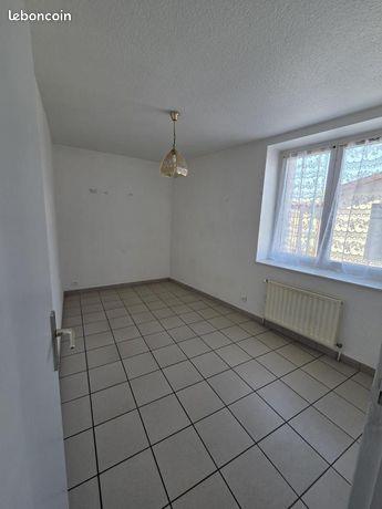 Maison à louer, 42m², Chazelles-sur-Lyon