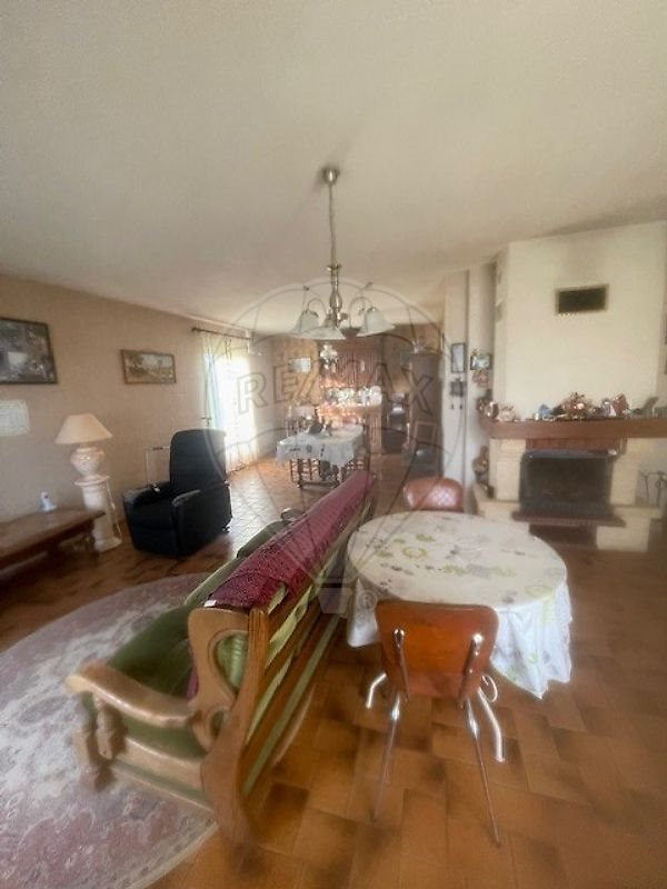 Maison à vendre, 89m², Beaumont-Sardolles