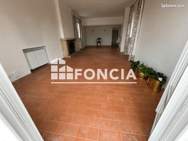 Maison à louer, 110m², La Roquette-sur-Siagne