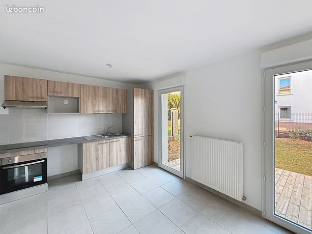 Maison à louer, 81m², Roques