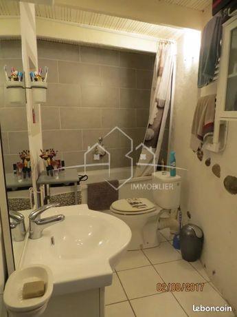 Maison à louer, 70m², Beaurepaire