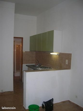 Appartement à louer, 29m², Courthézon